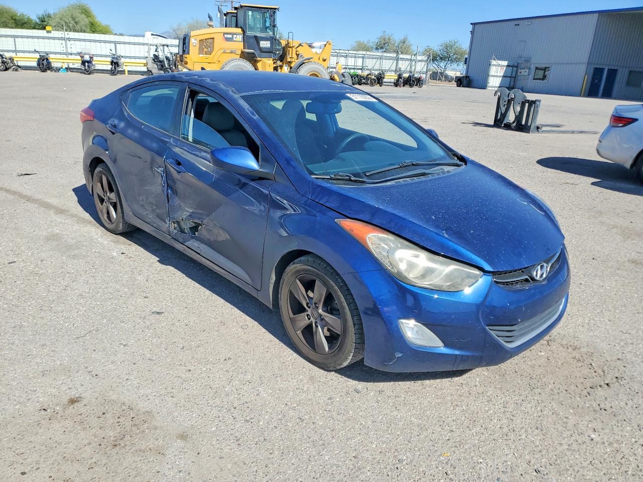 2013 HYUNDAI ELANTRA