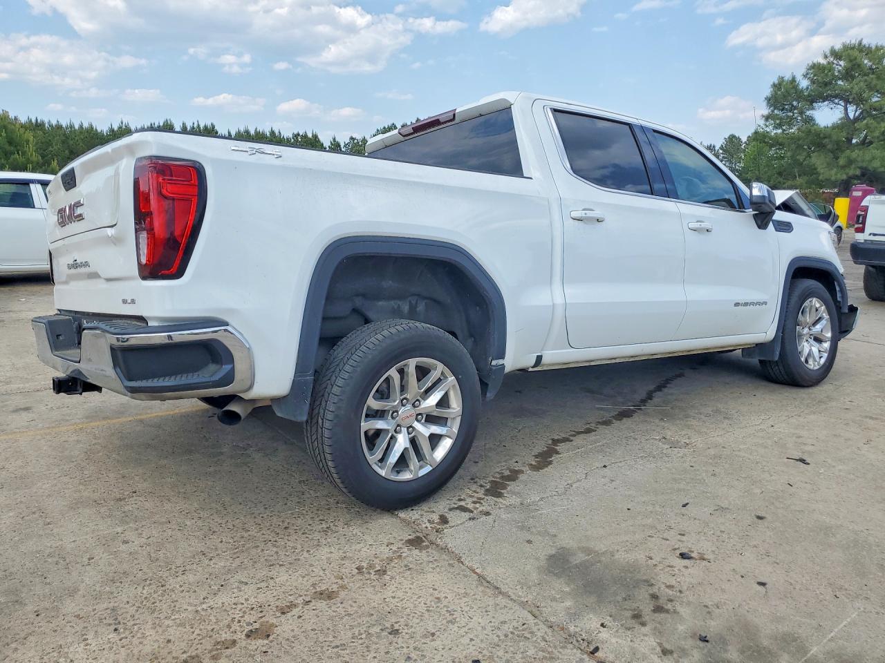 2022 GMC SIERRA