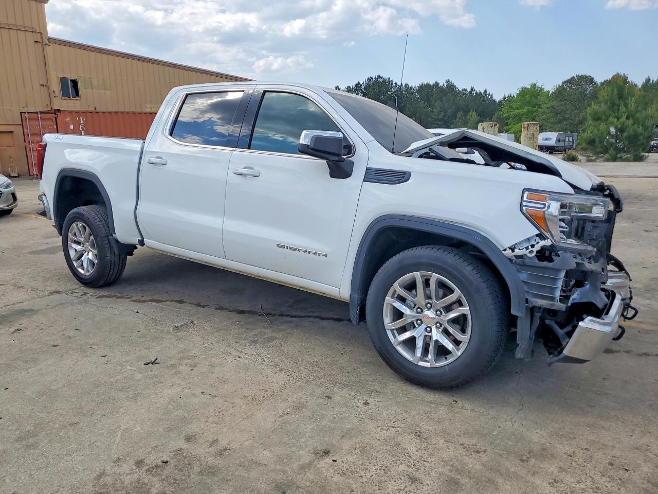 2022 GMC SIERRA