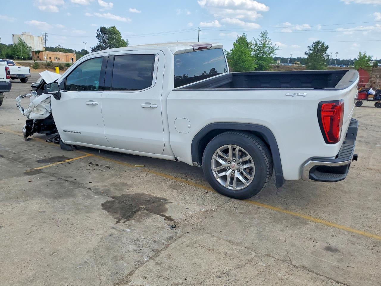 2022 GMC SIERRA