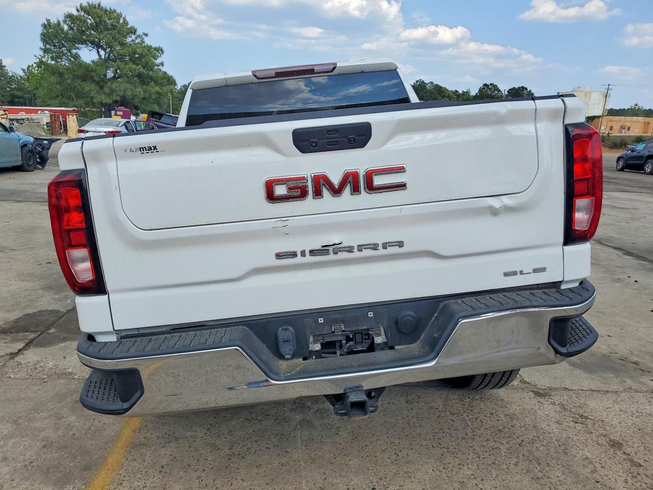 2022 GMC SIERRA