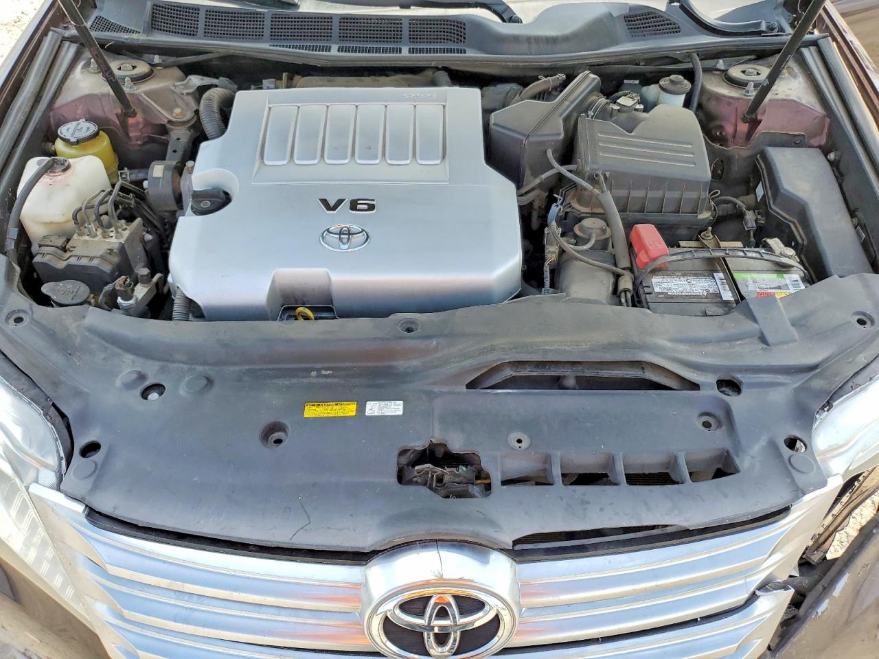 2011 TOYOTA AVALON