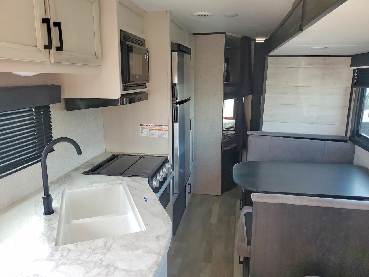 2022 JAYCO JAY JAY FLIGHT