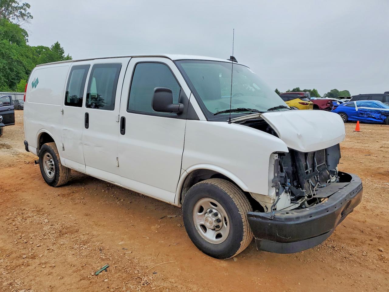 2019 CHEVROLET EXPRESS