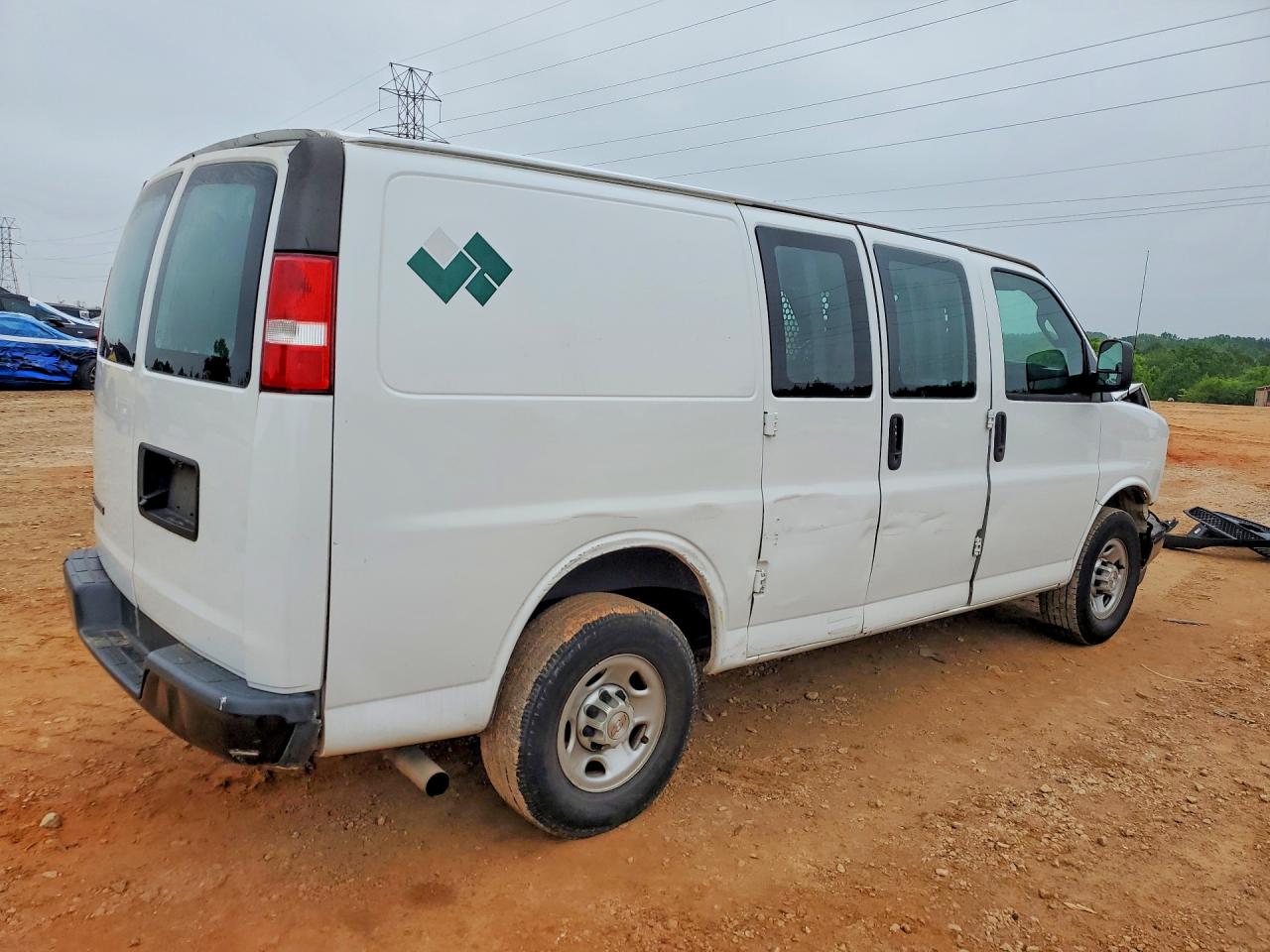 2019 CHEVROLET EXPRESS