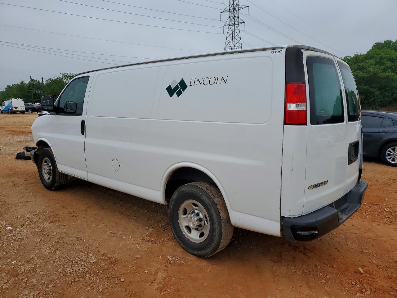 2019 CHEVROLET EXPRESS