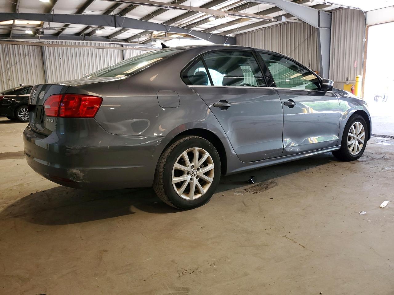 2012 VOLKSWAGEN JETTA
