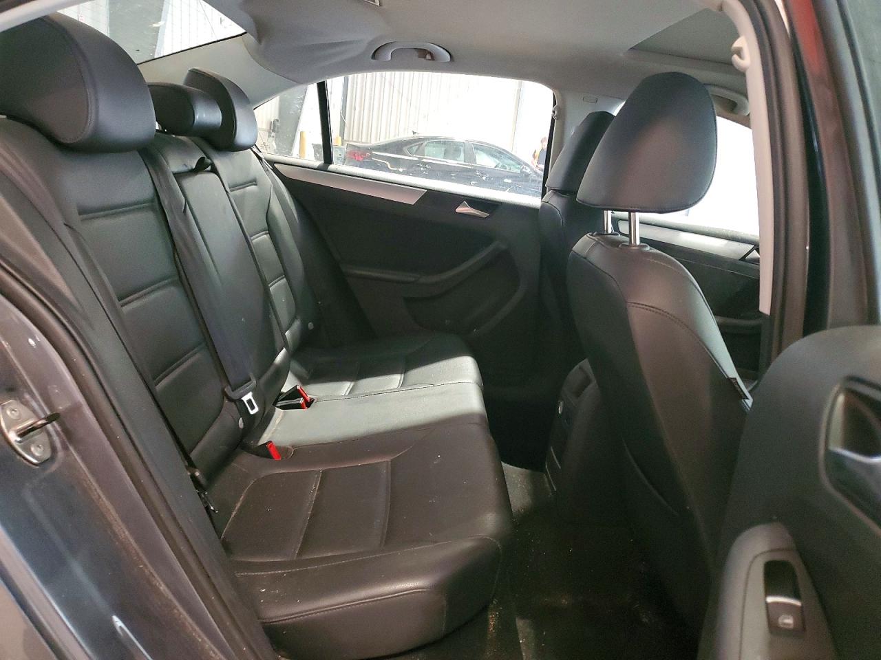 2012 VOLKSWAGEN JETTA