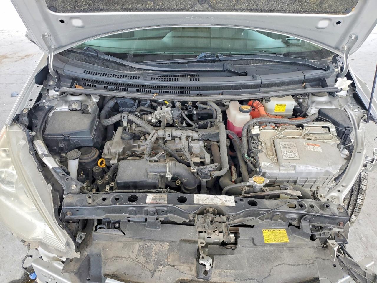 2014 TOYOTA PRIUS