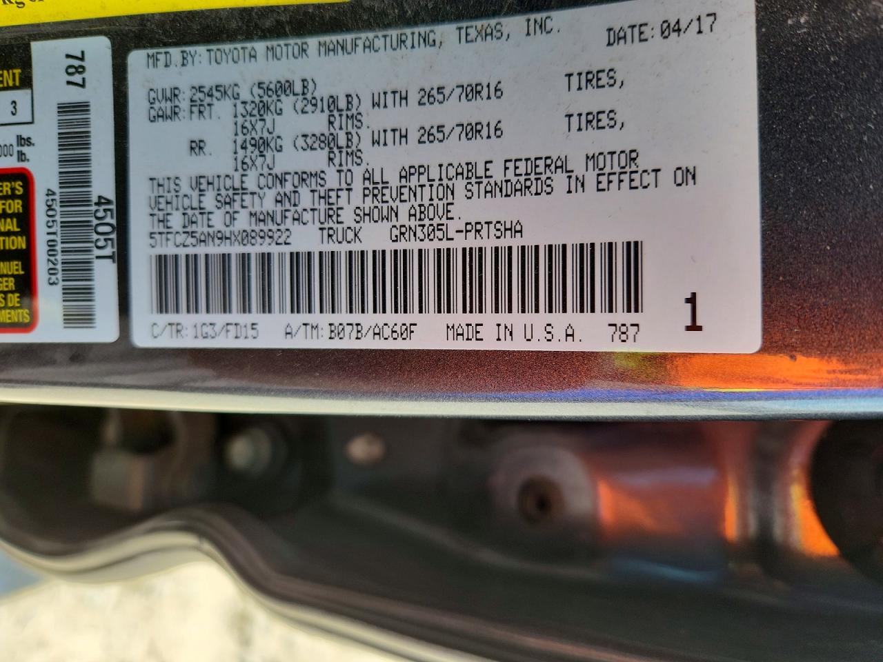 2017 TOYOTA TACOMA