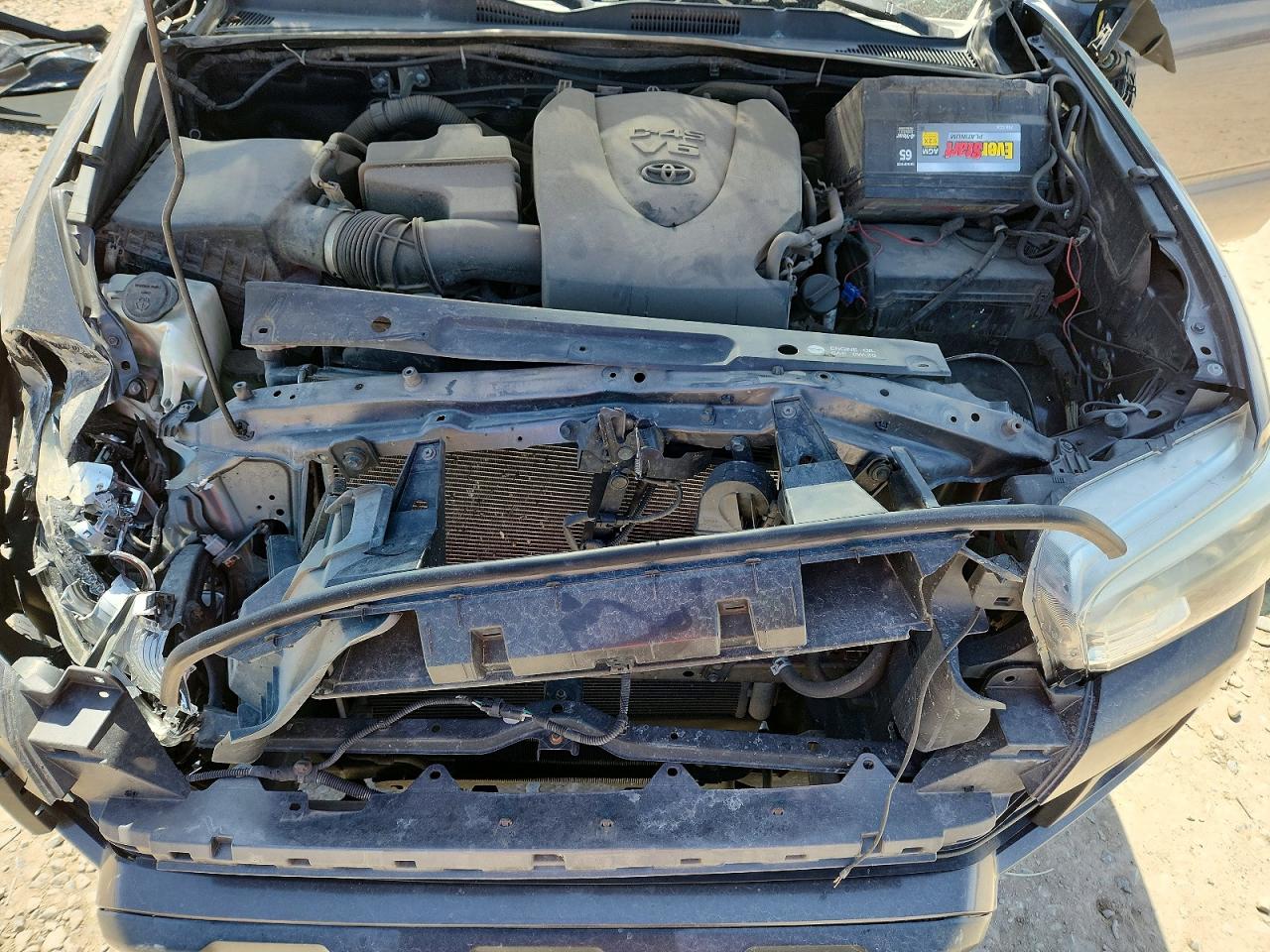 2017 TOYOTA TACOMA