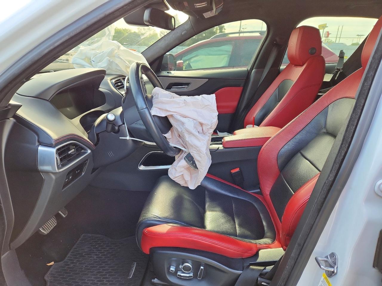 2018 JAGUAR F-PACE