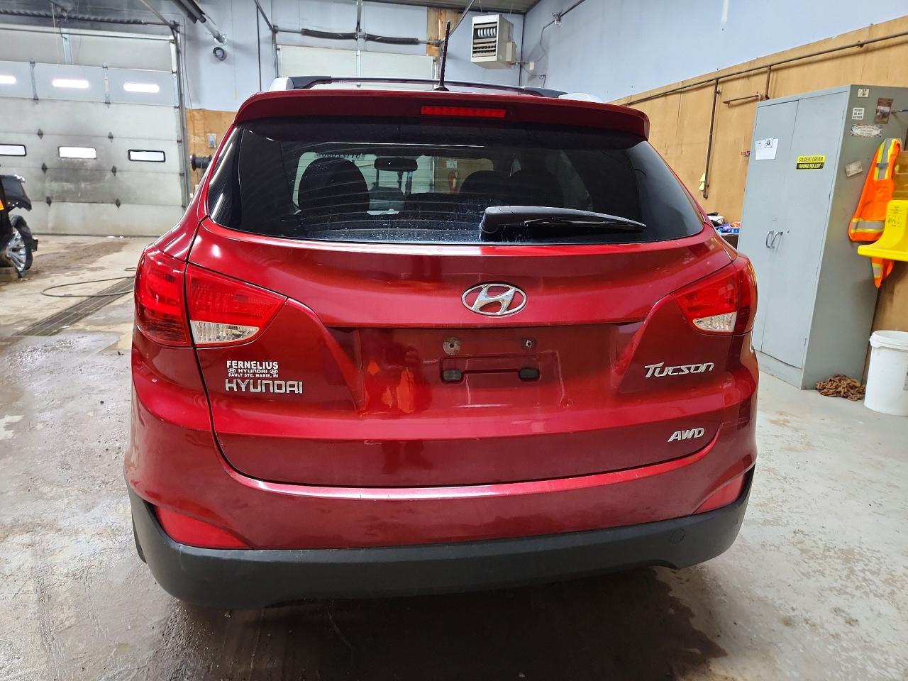2012 HYUNDAI TUCSON