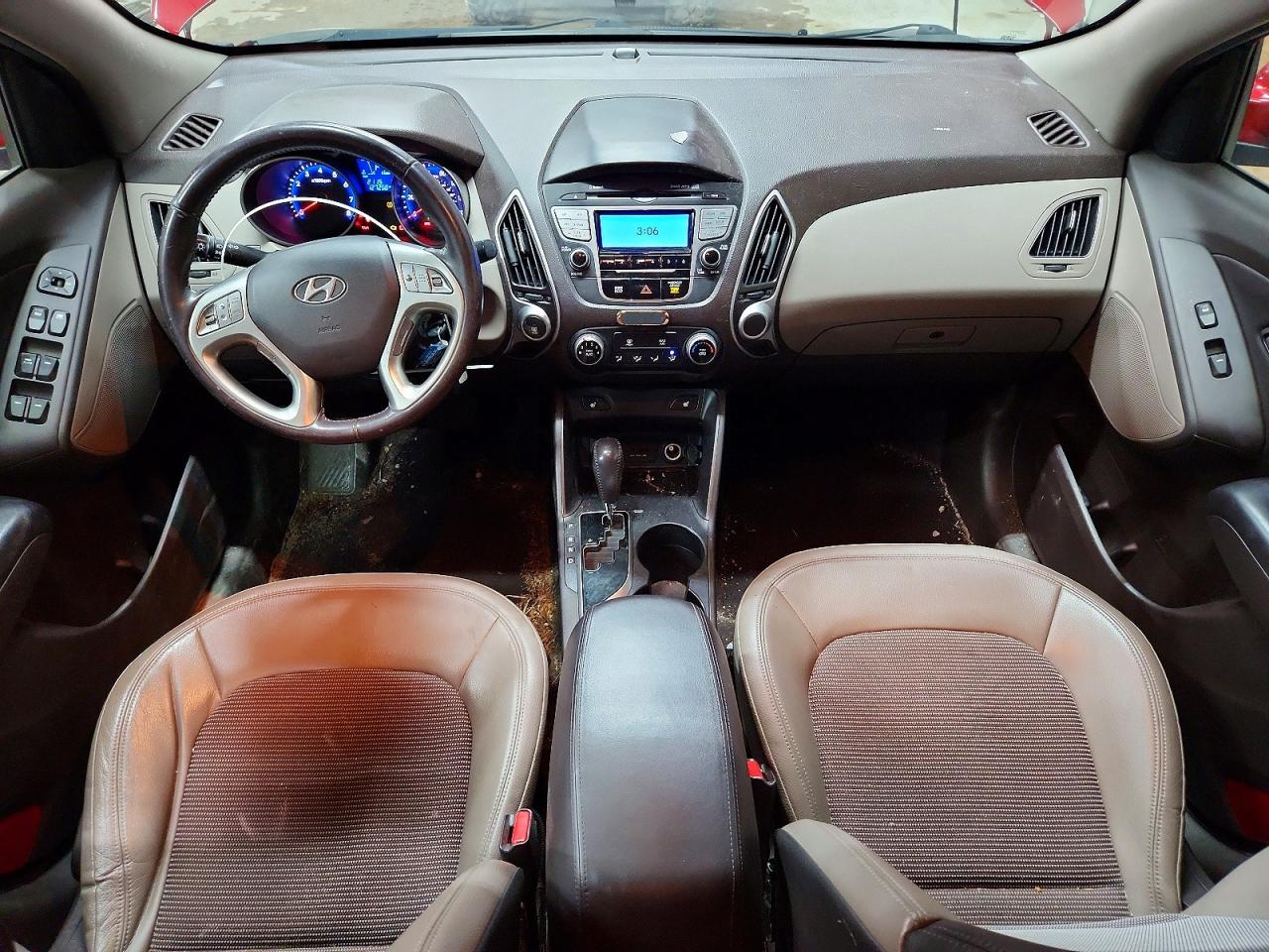 2012 HYUNDAI TUCSON