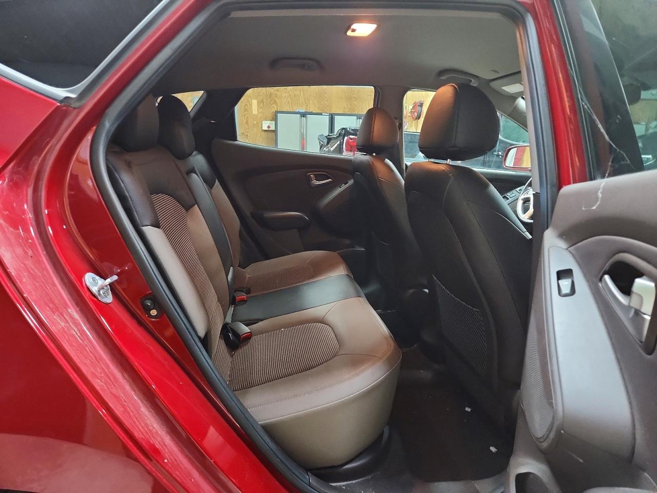 2012 HYUNDAI TUCSON