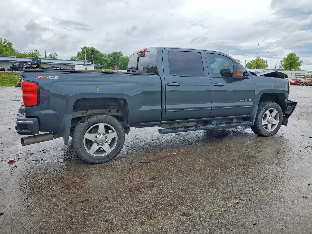 2017 CHEVROLET SILVERADO