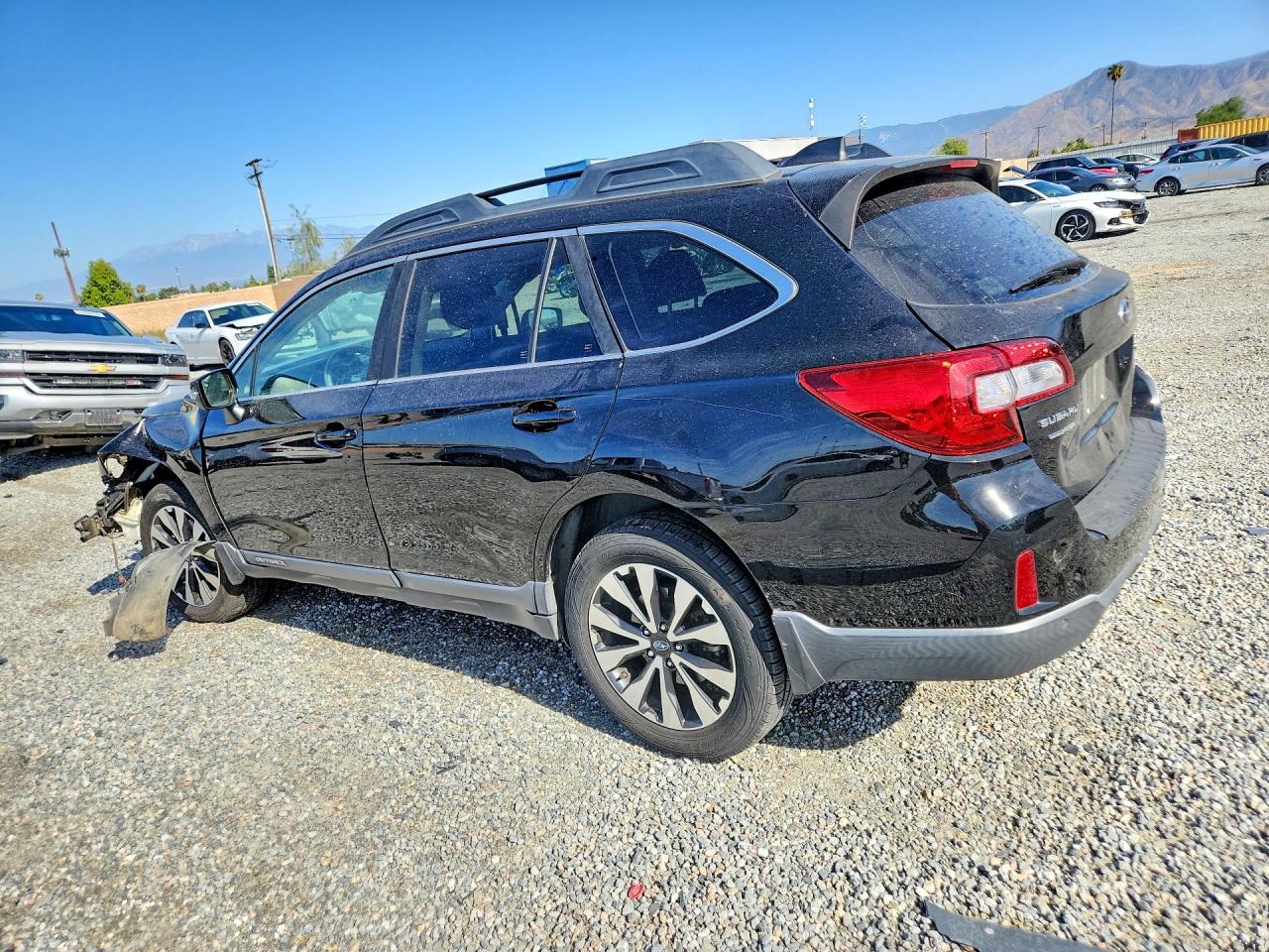 2017 SUBARU OUTBACK