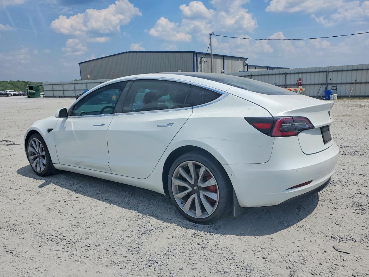 2020 TESLA MODEL 3