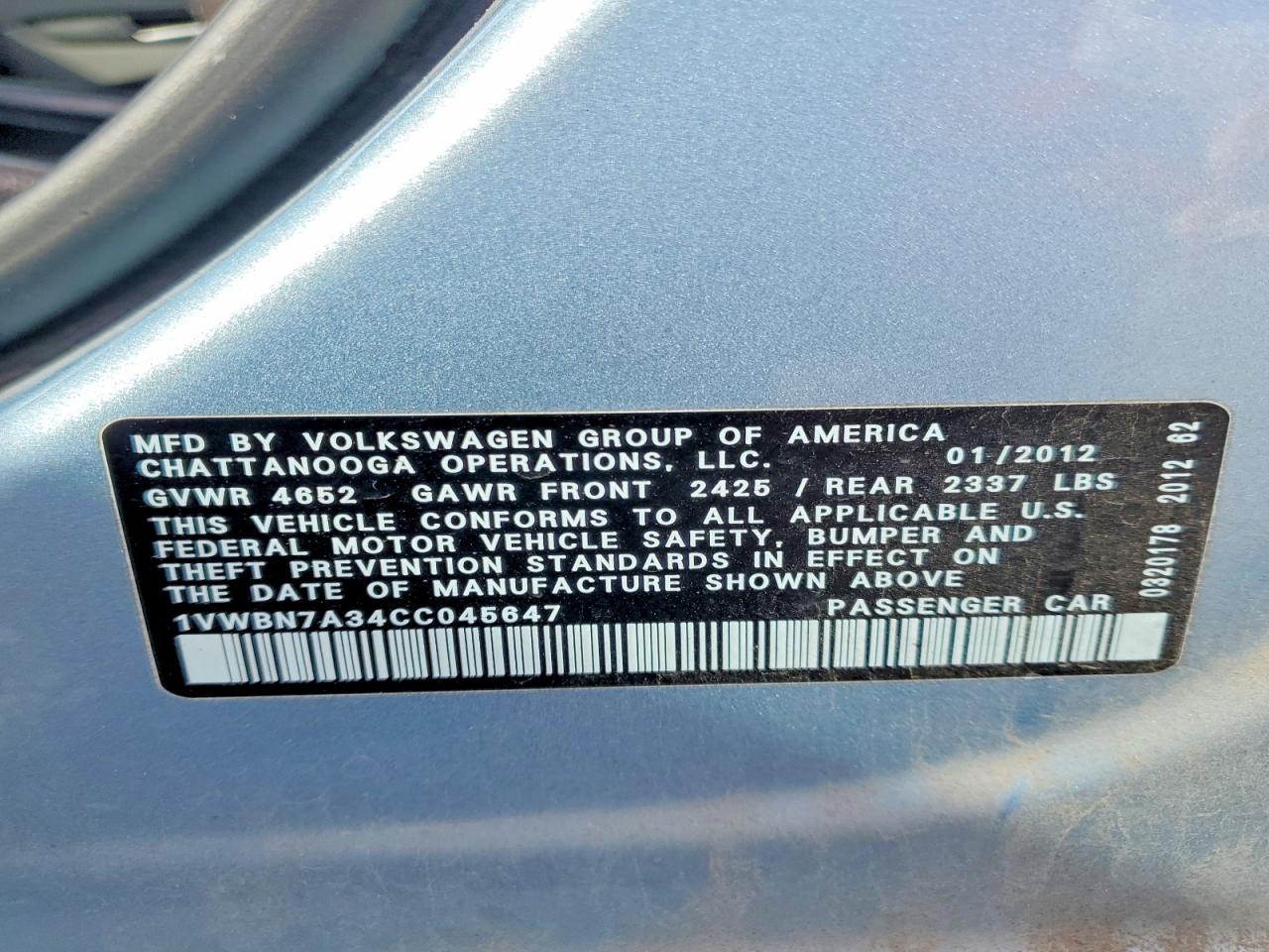 2012 VOLKSWAGEN PASSAT