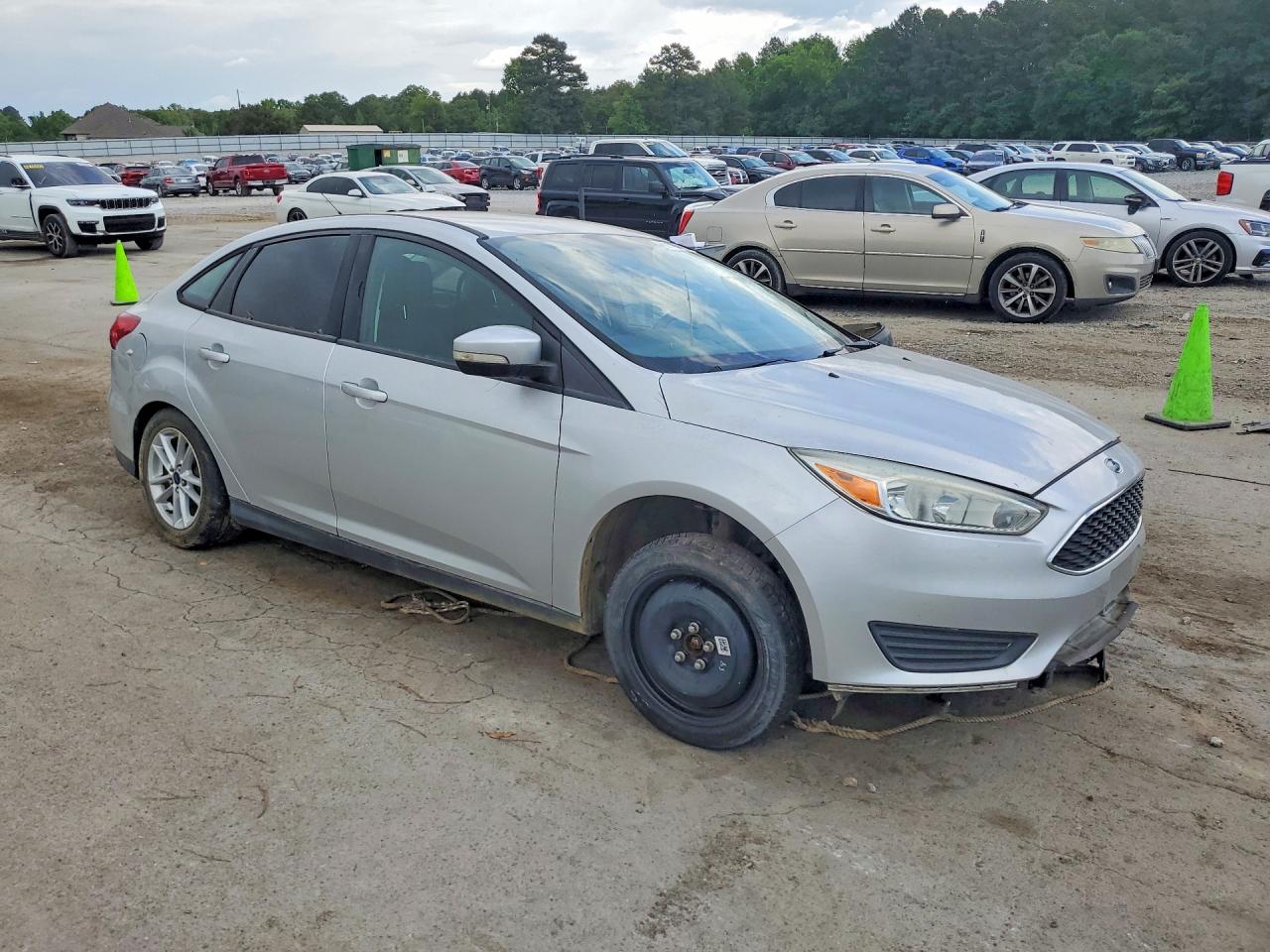 2015 FORD FOCUS