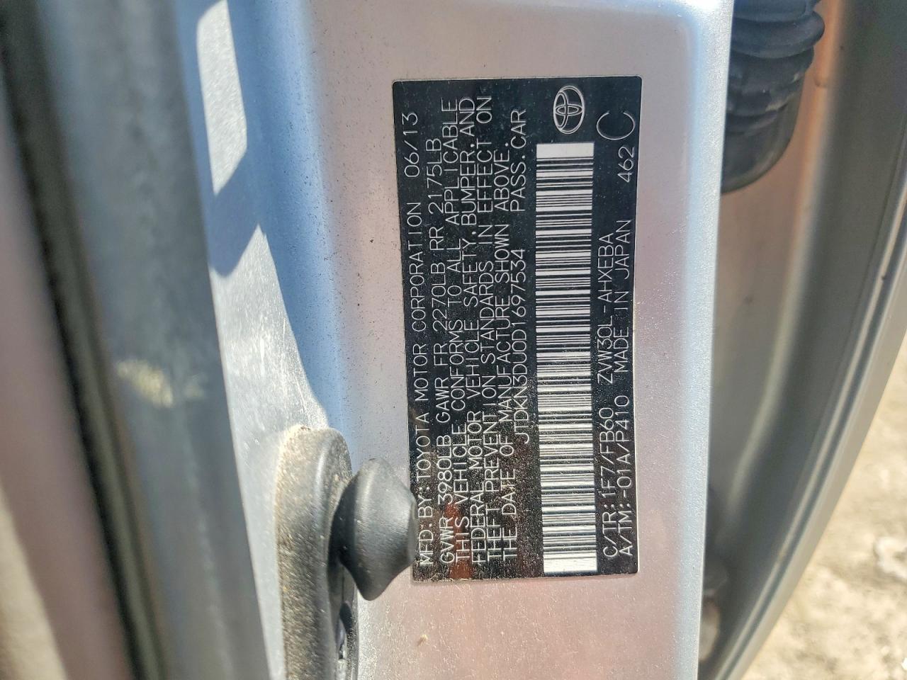 2013 TOYOTA PRIUS