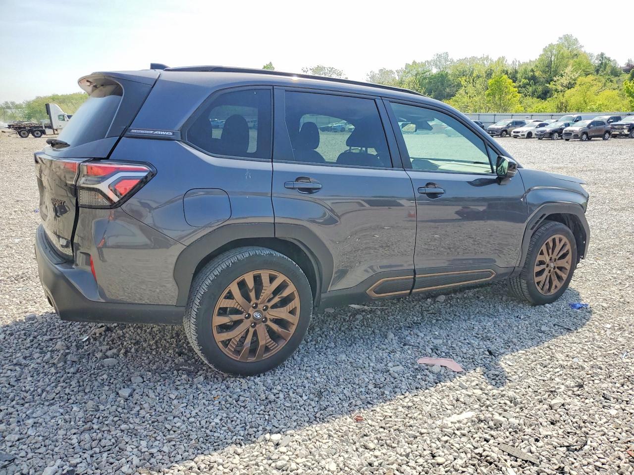 2025 SUBARU FORESTER