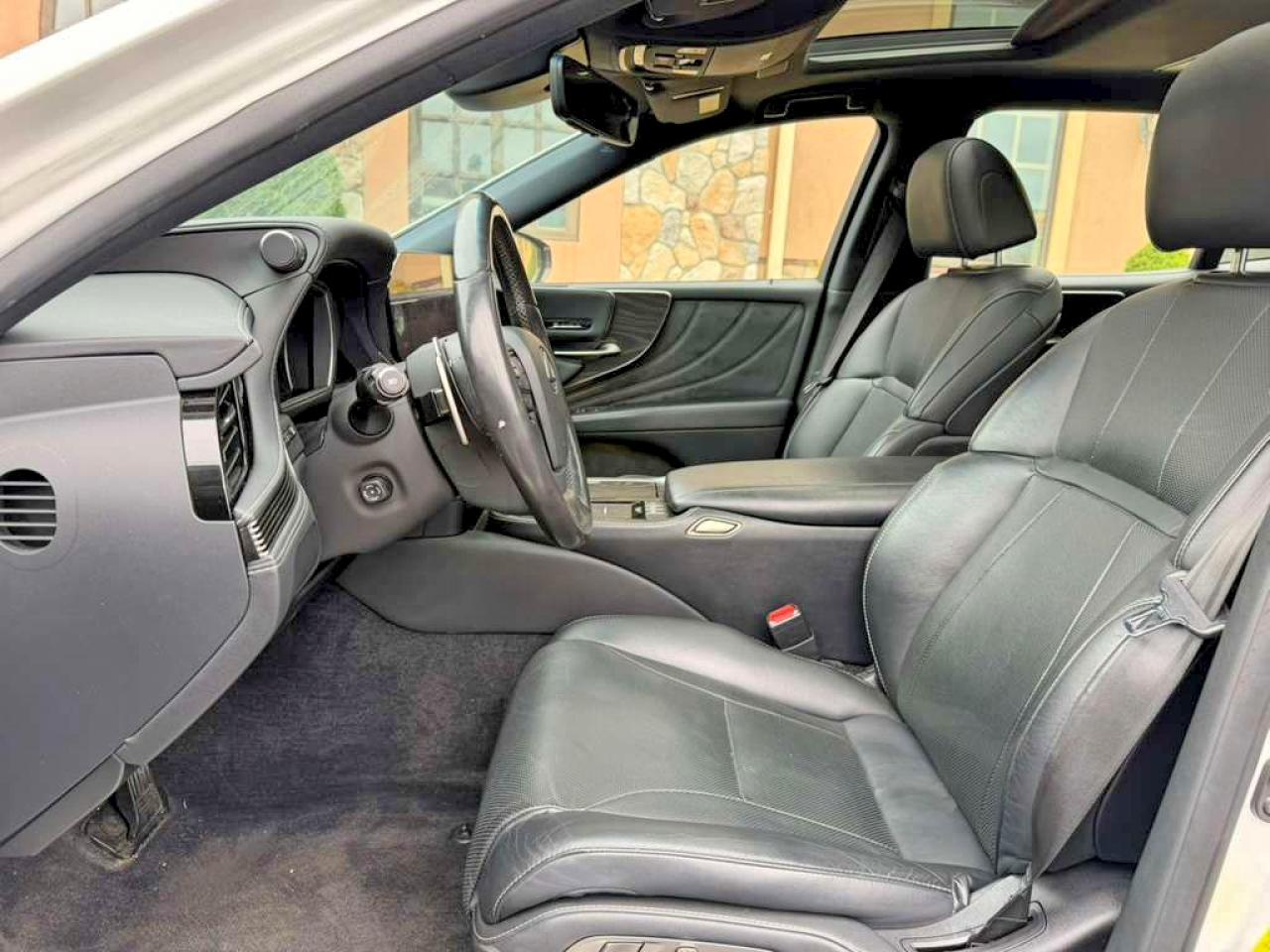 2021 LEXUS LS500
