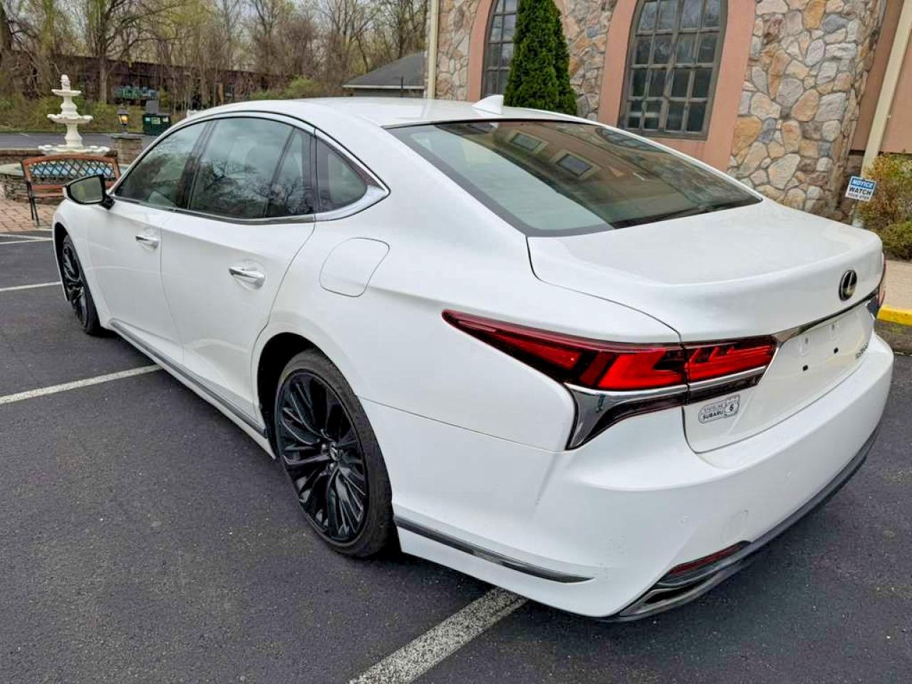 2021 LEXUS LS500