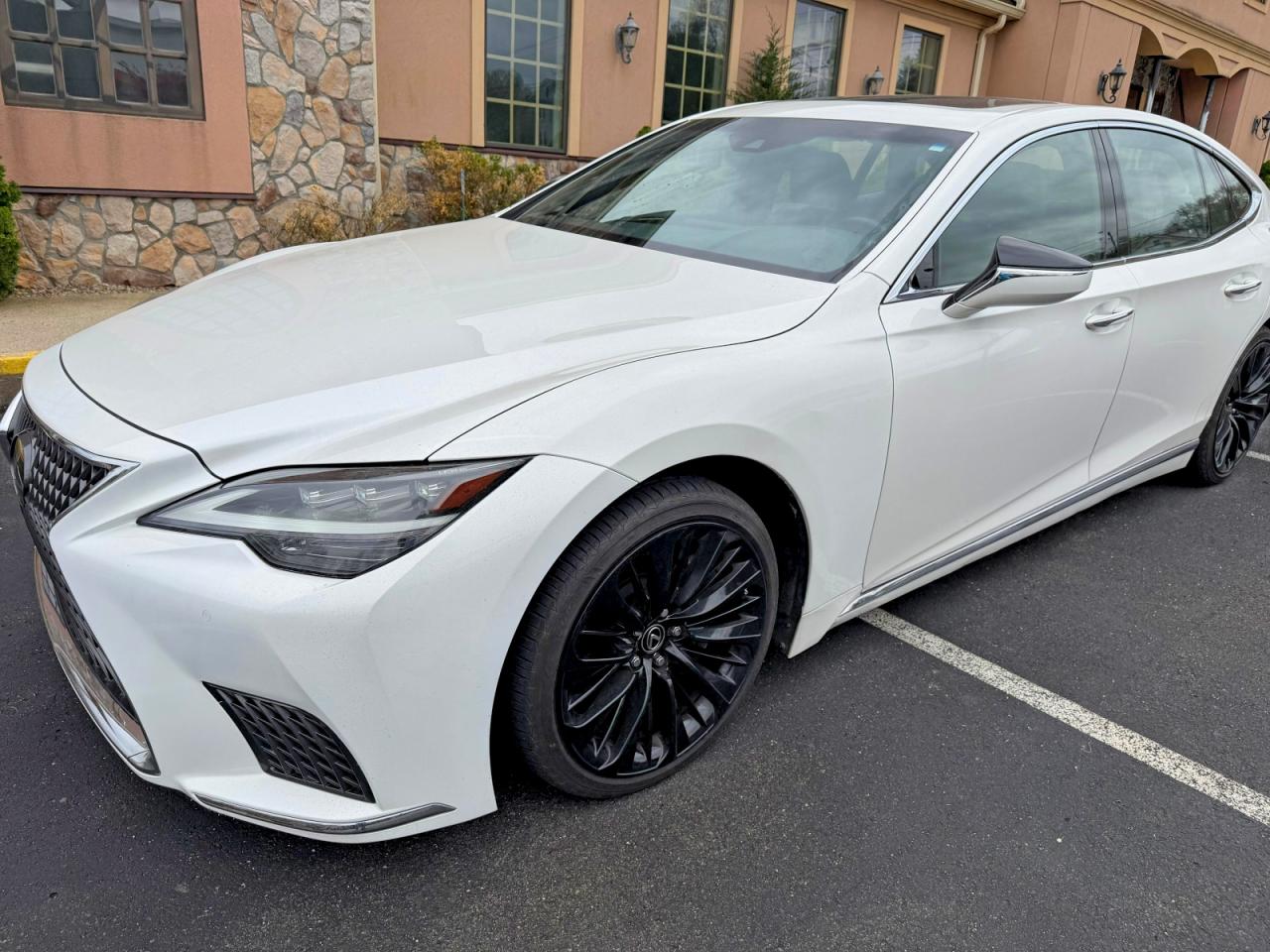 2021 LEXUS LS500