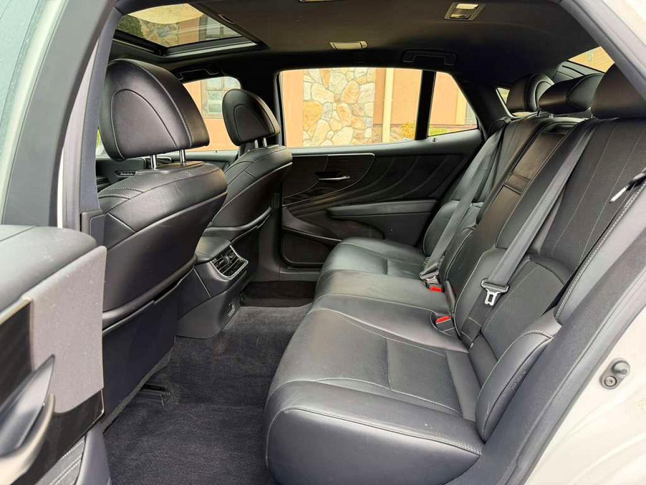 2021 LEXUS LS500