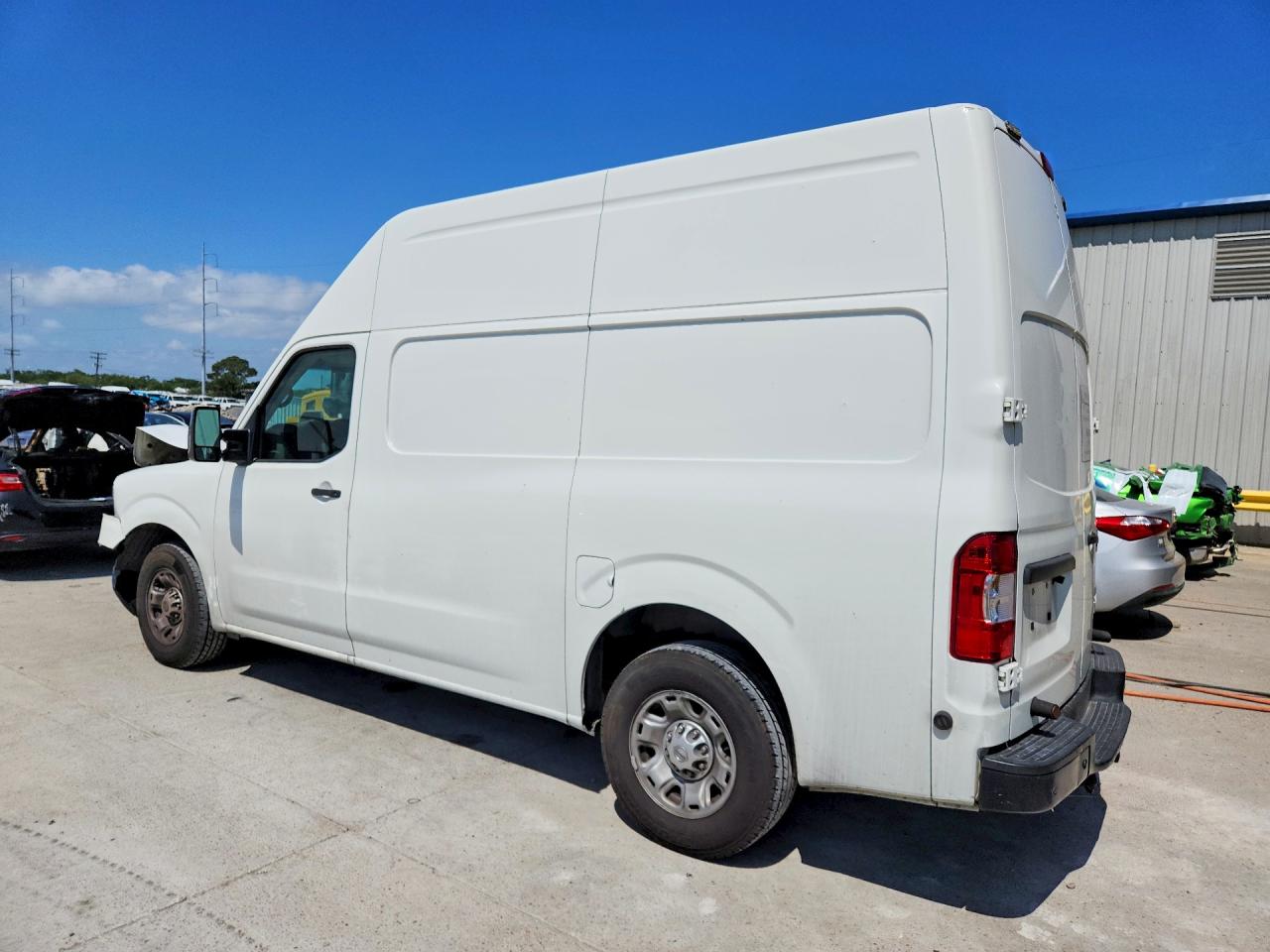 2016 NISSAN NV