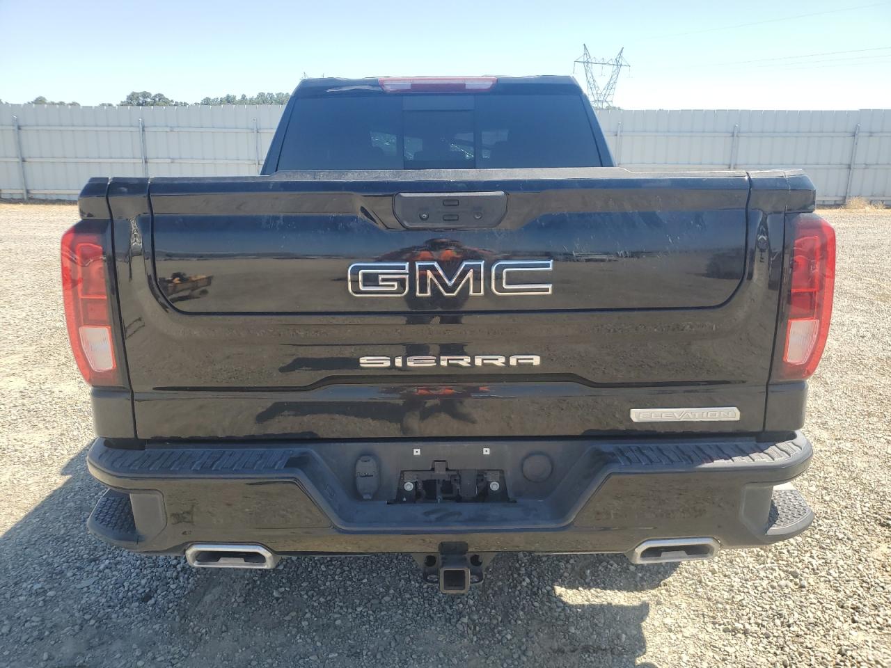 2023 GMC SIERRA