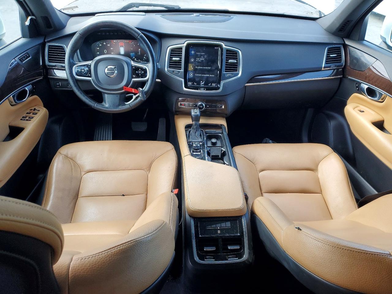 2019 VOLVO XC90