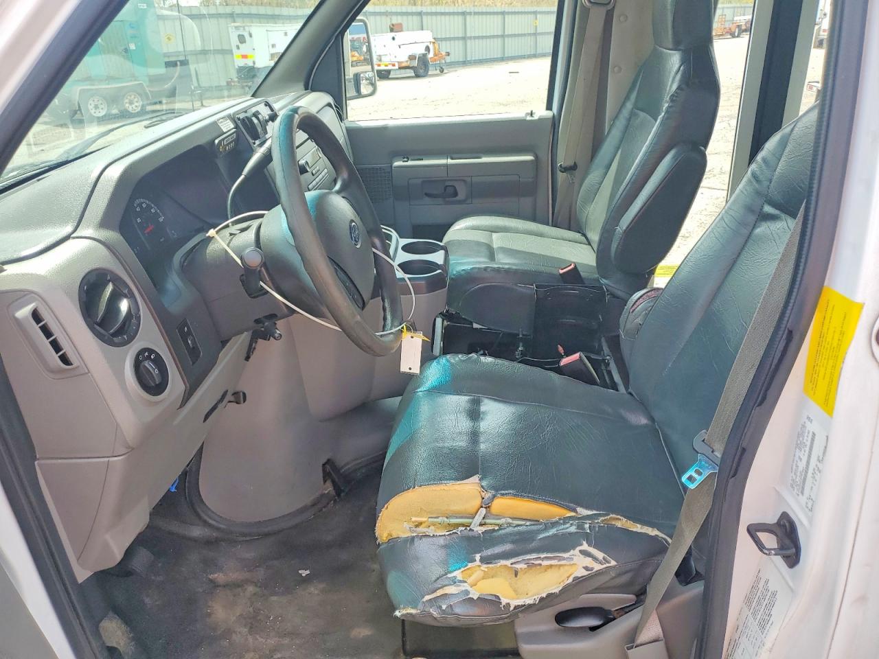 2014 FORD ECONOLINE