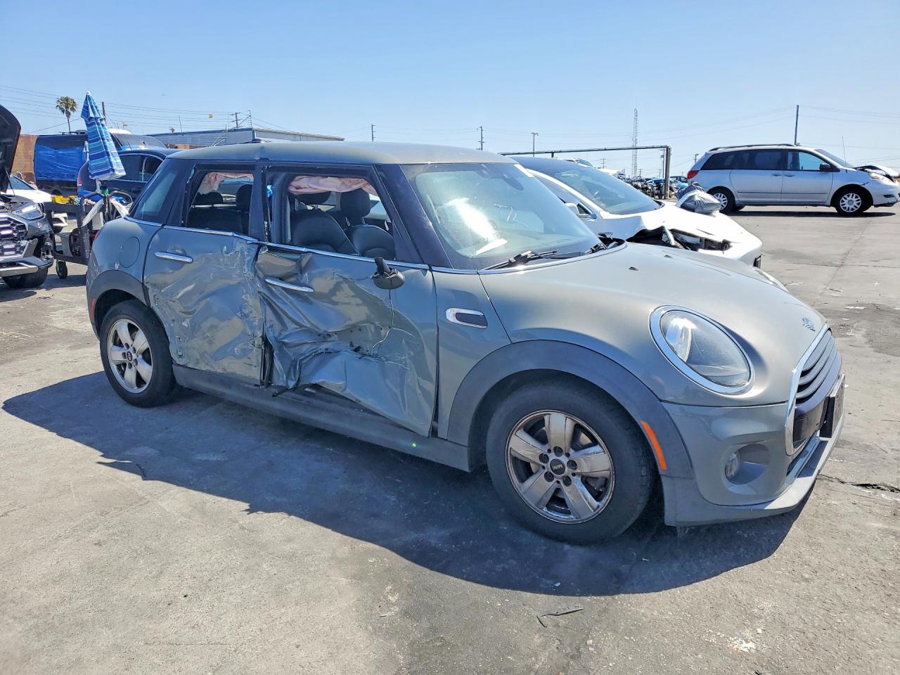 2020 MINI COOPER