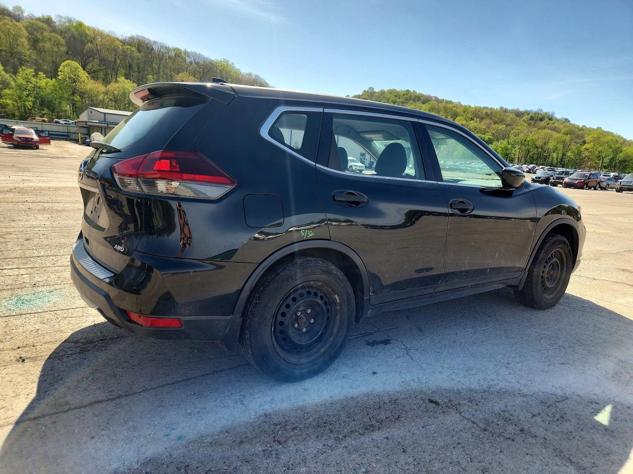 2018 NISSAN ROGUE