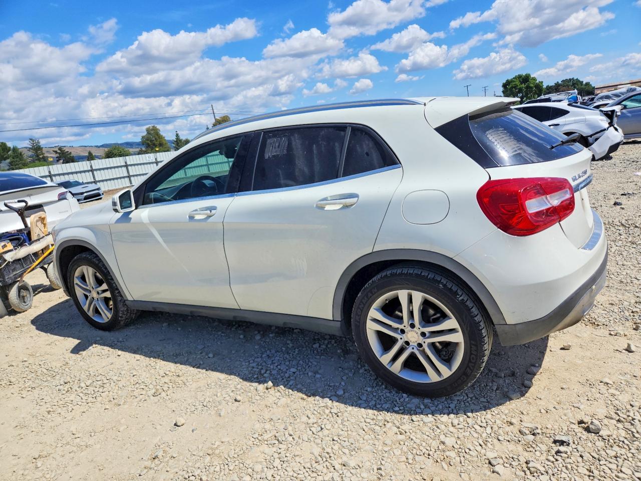 2017 MERCEDES-BENZ GLA-CLASS
