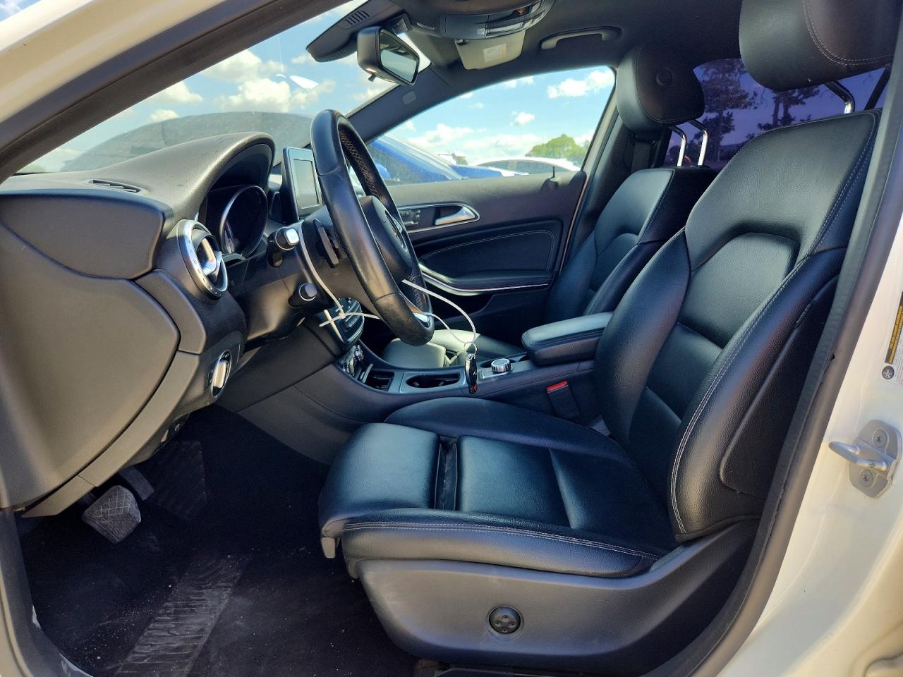 2017 MERCEDES-BENZ GLA-CLASS
