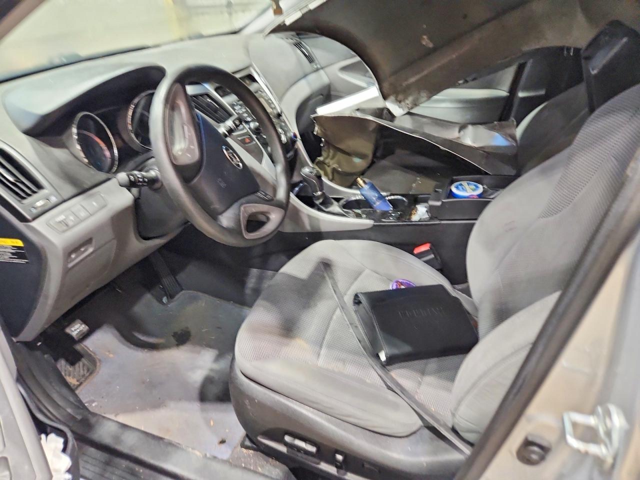 2013 HYUNDAI SONATA