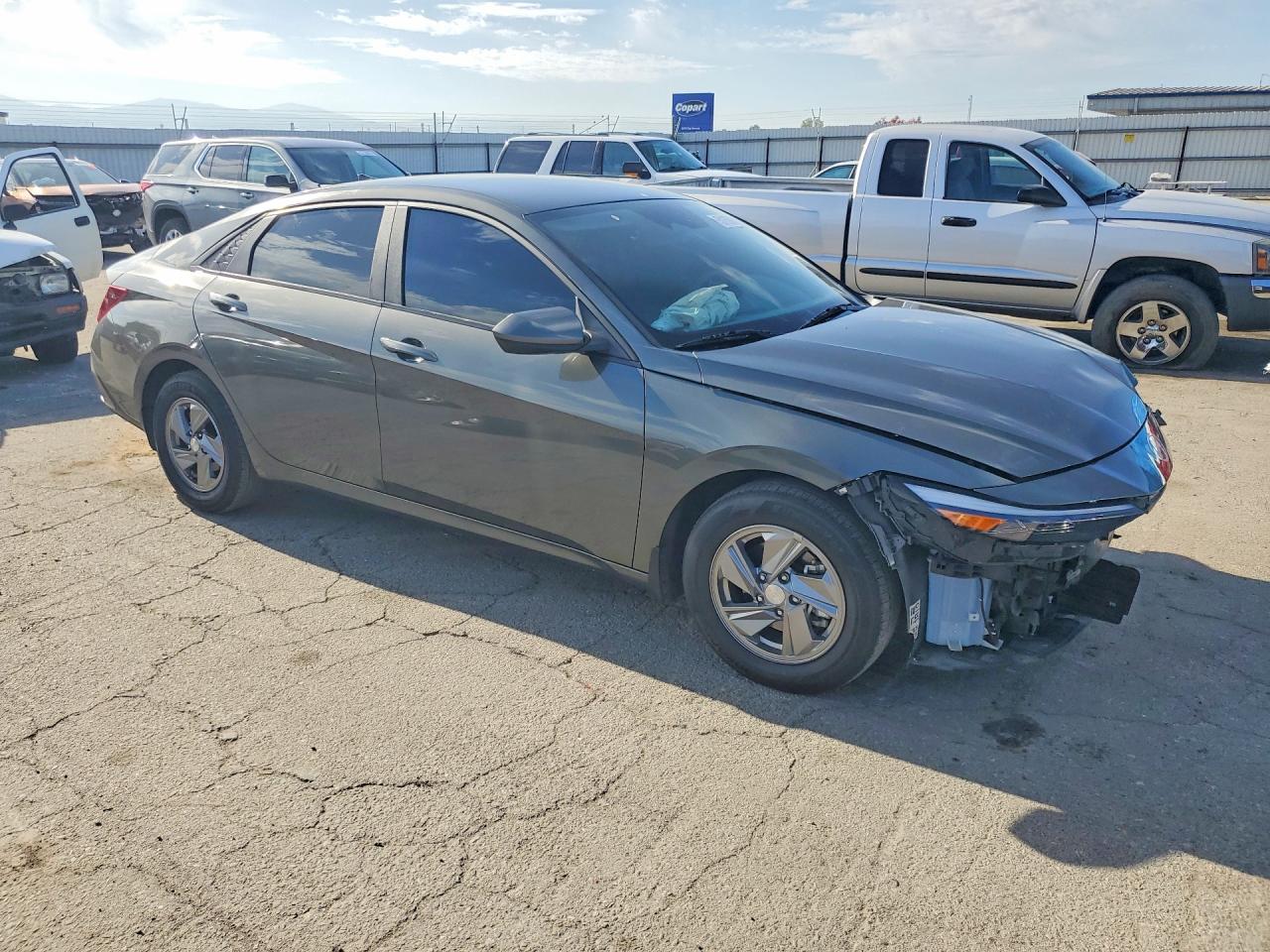 2024 HYUNDAI ELANTRA