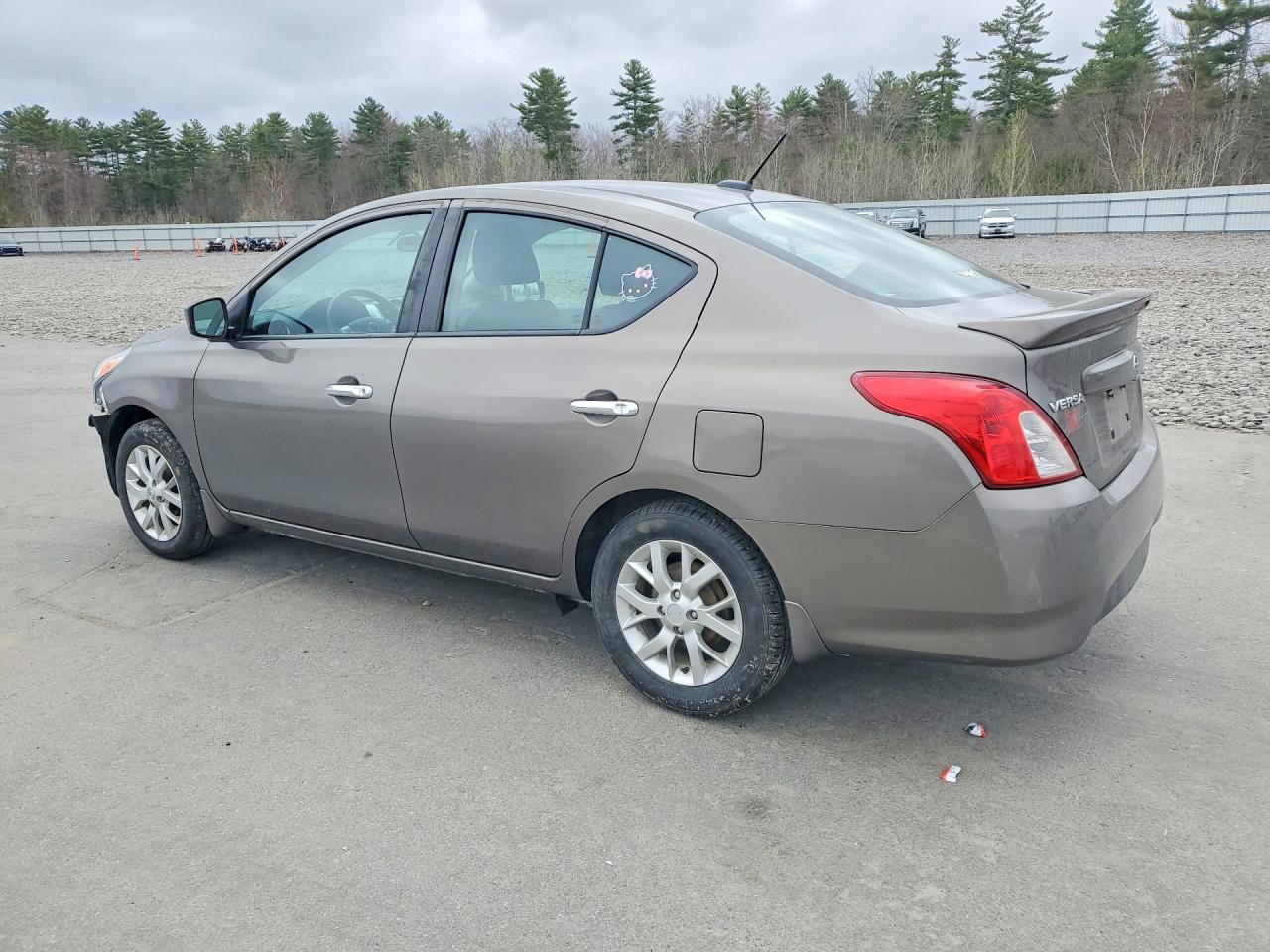 2017 NISSAN VERSA