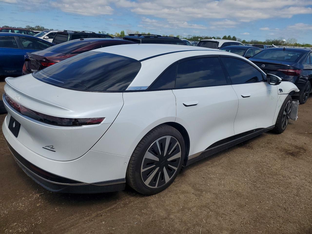 2025 LUCID MOTORS AIR