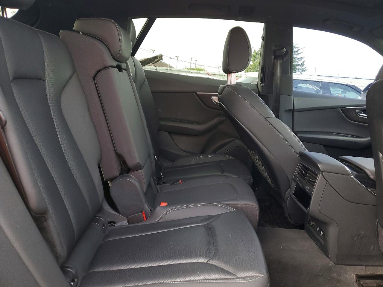2019 AUDI Q8