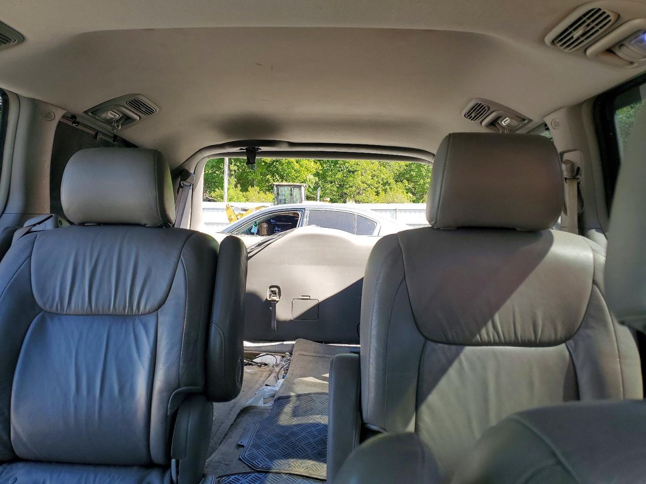 2006 TOYOTA SIENNA