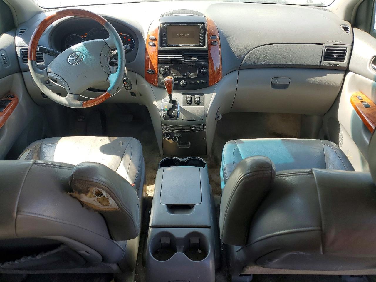 2006 TOYOTA SIENNA