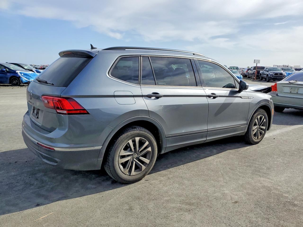 2023 VOLKSWAGEN TIGUAN