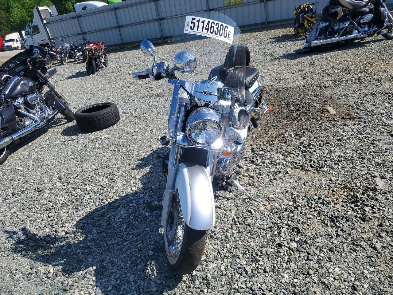 2013 SUZUKI CYC VL/VLR