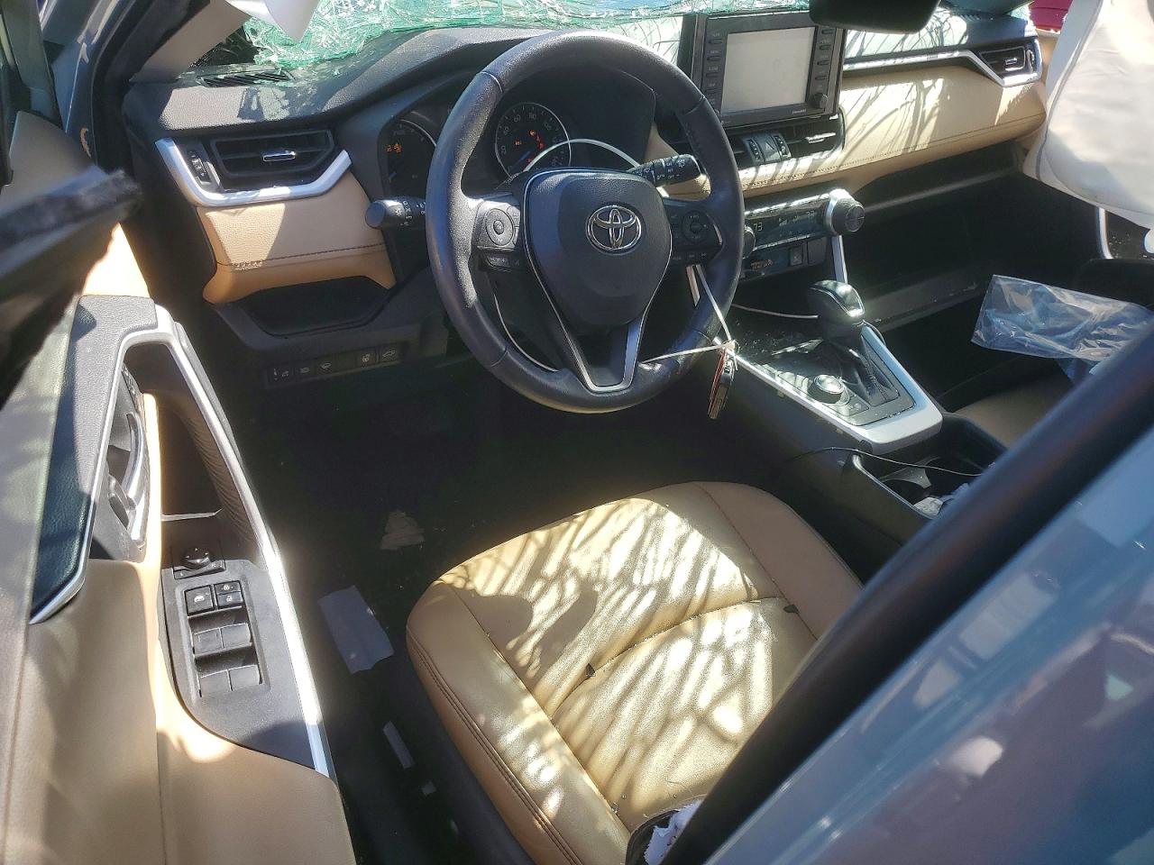 2021 TOYOTA RAV4