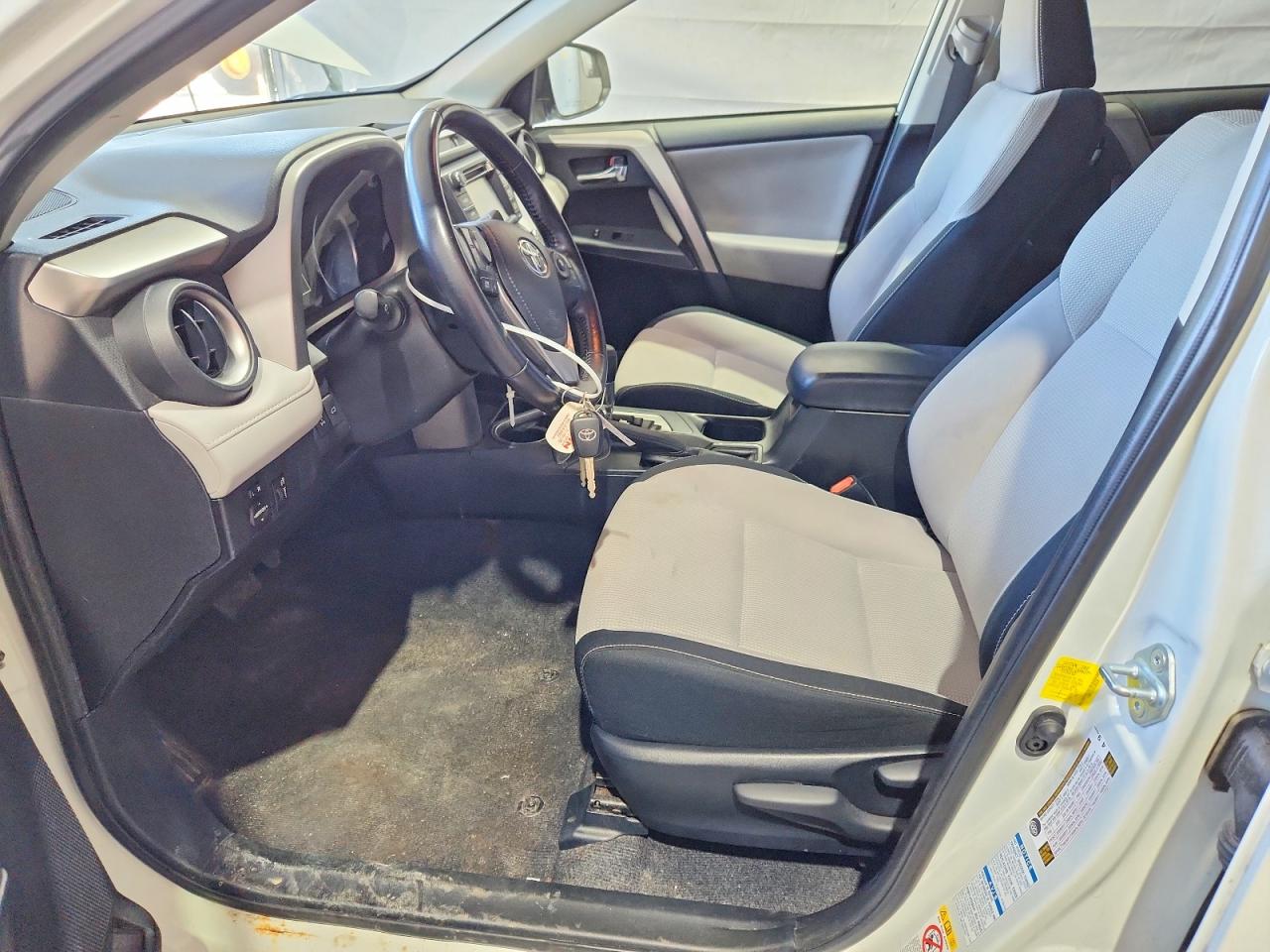 2016 TOYOTA RAV4