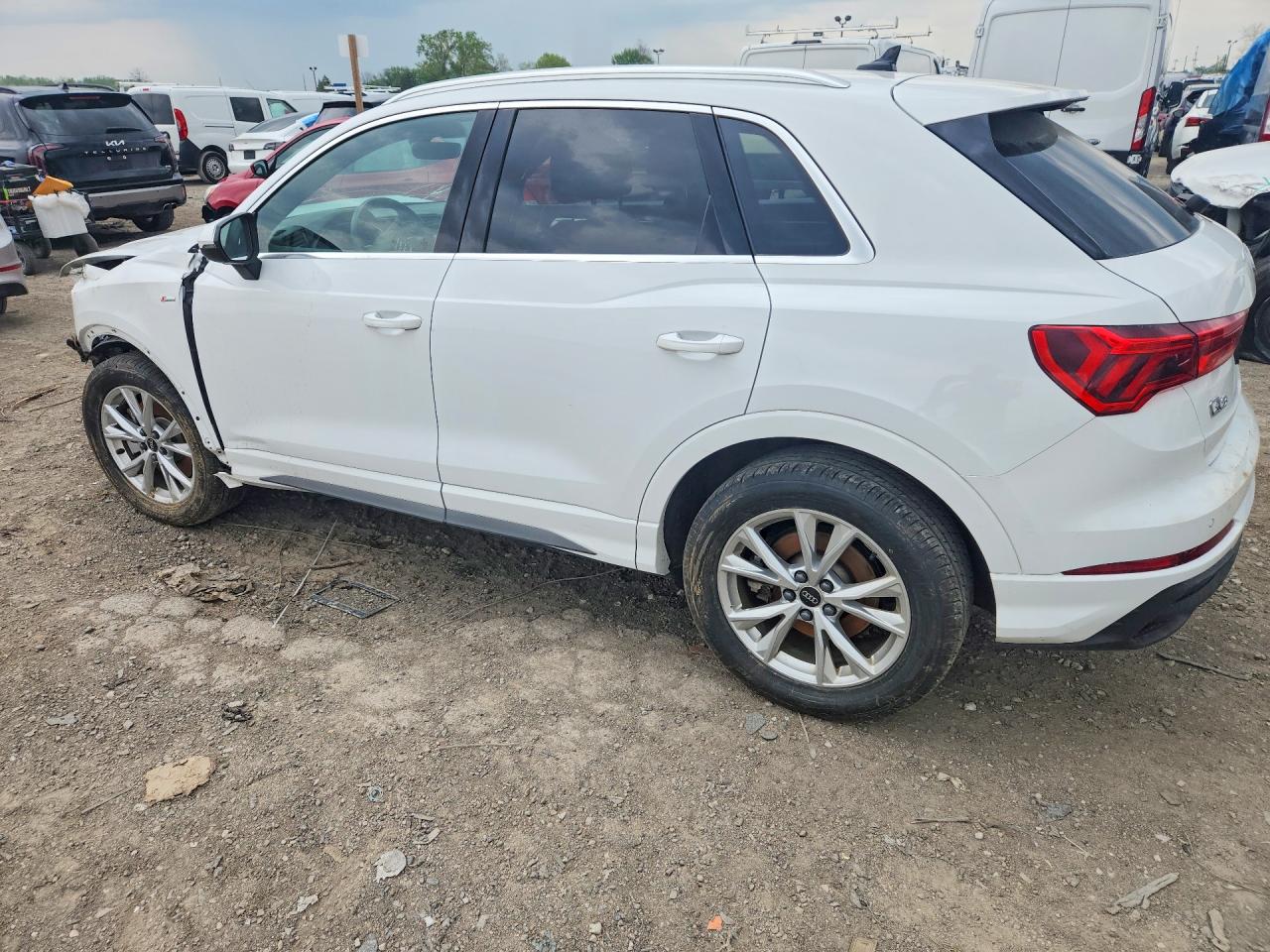 2025 AUDI Q3